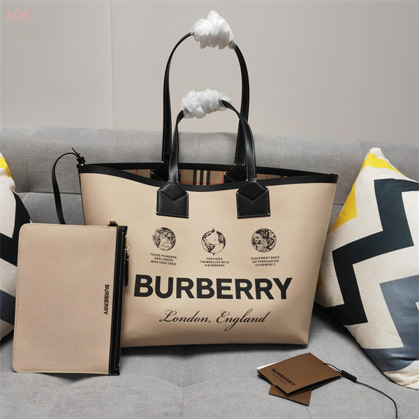 Burberry Bags AAA 054